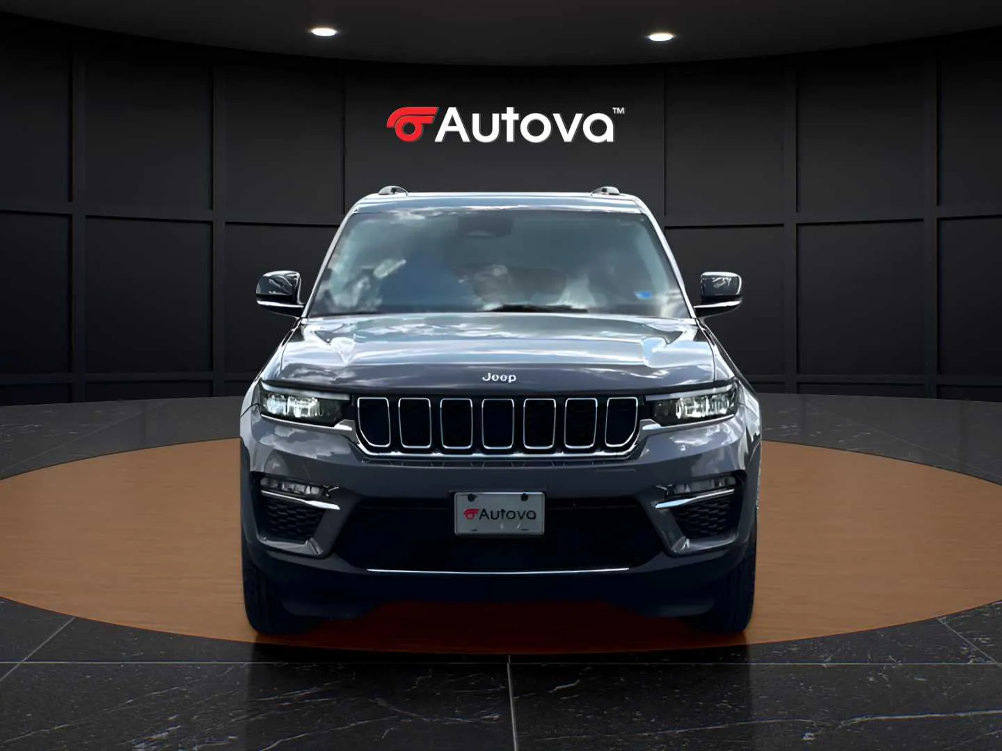 Jeep Grand Cherokee photo 8