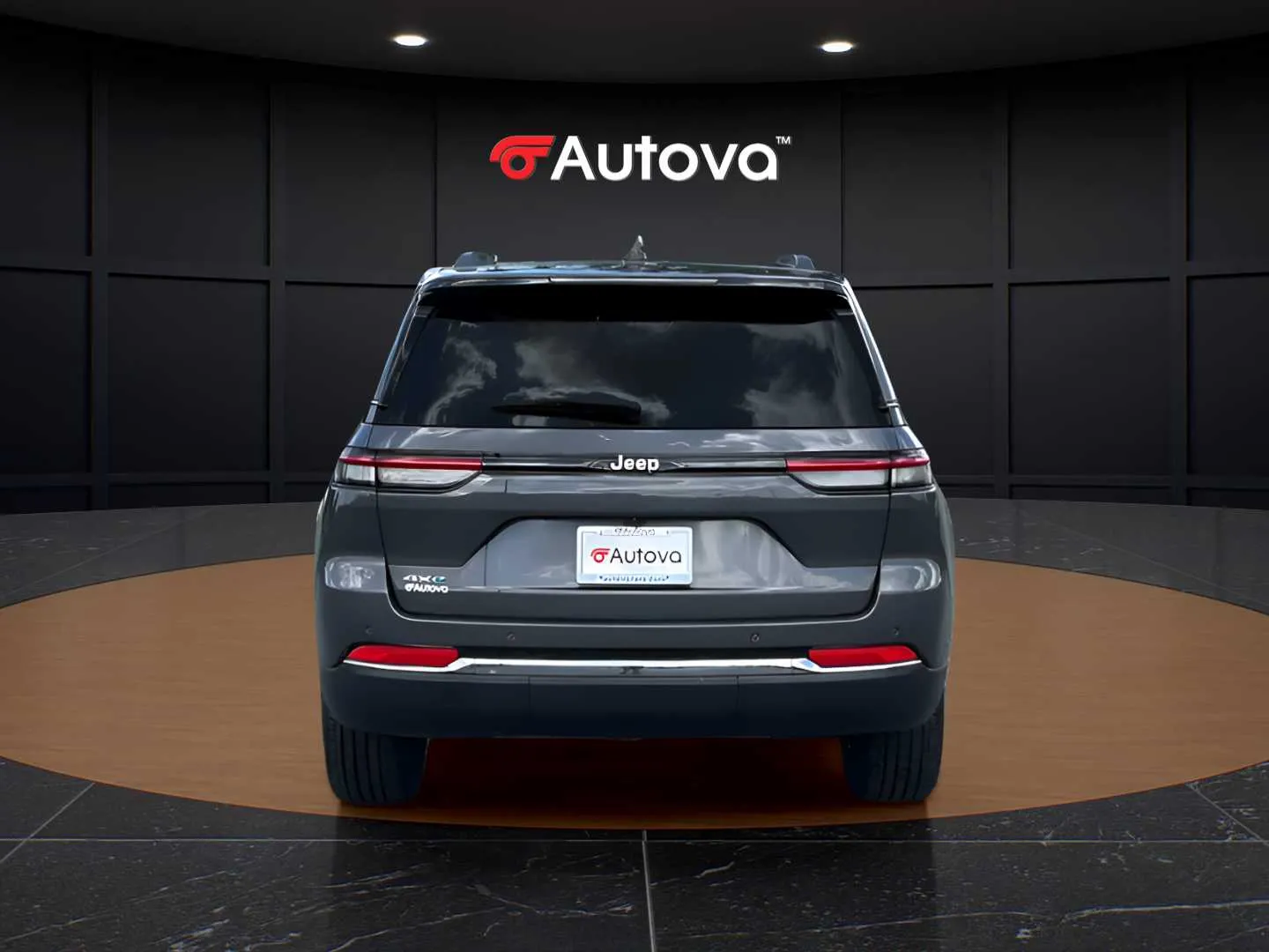 Jeep Grand Cherokee photo 4