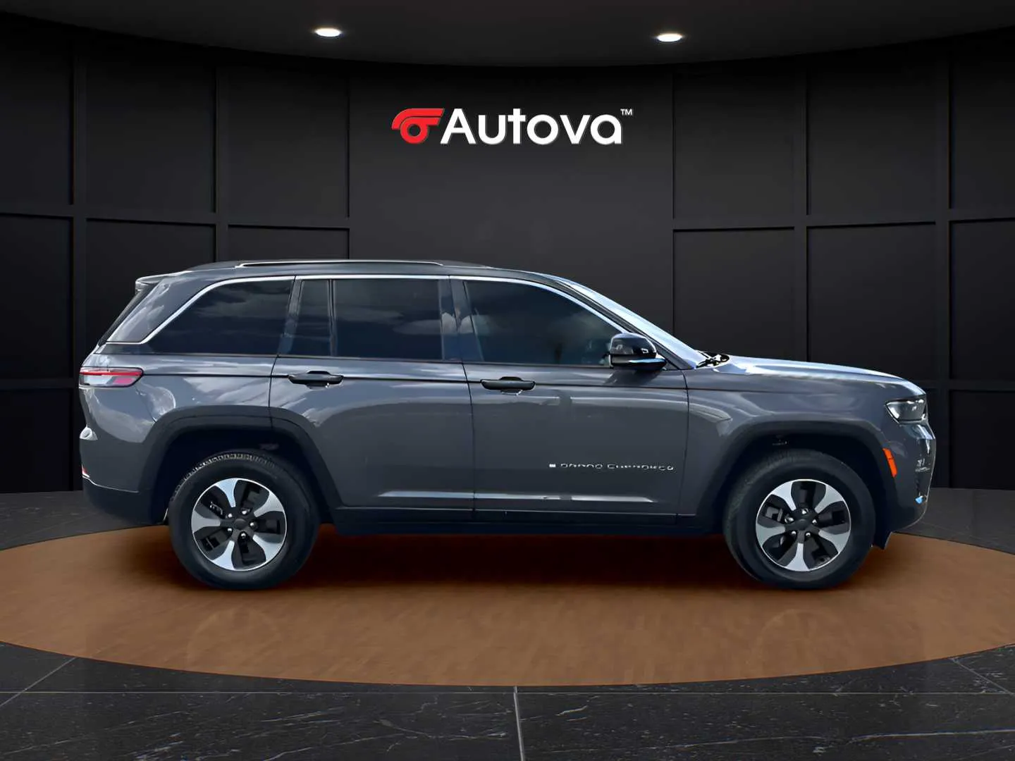 Jeep Grand Cherokee photo 6