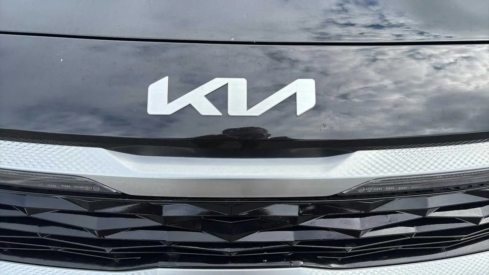 2023 Kia Seltos S - Photo 29