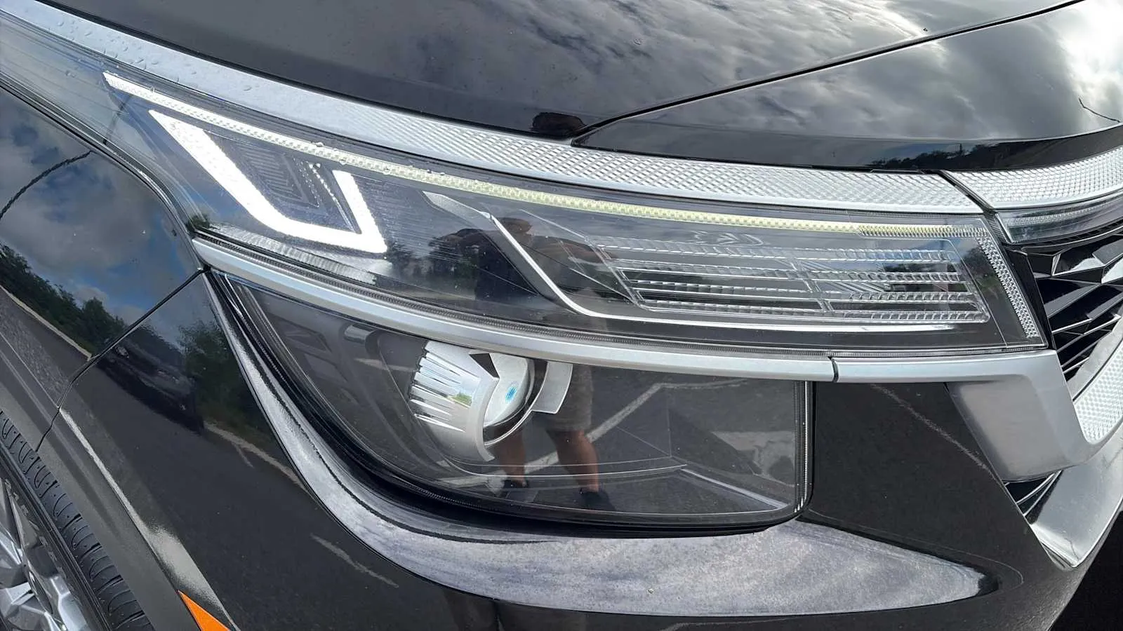 2023 Kia Seltos S - Photo 28