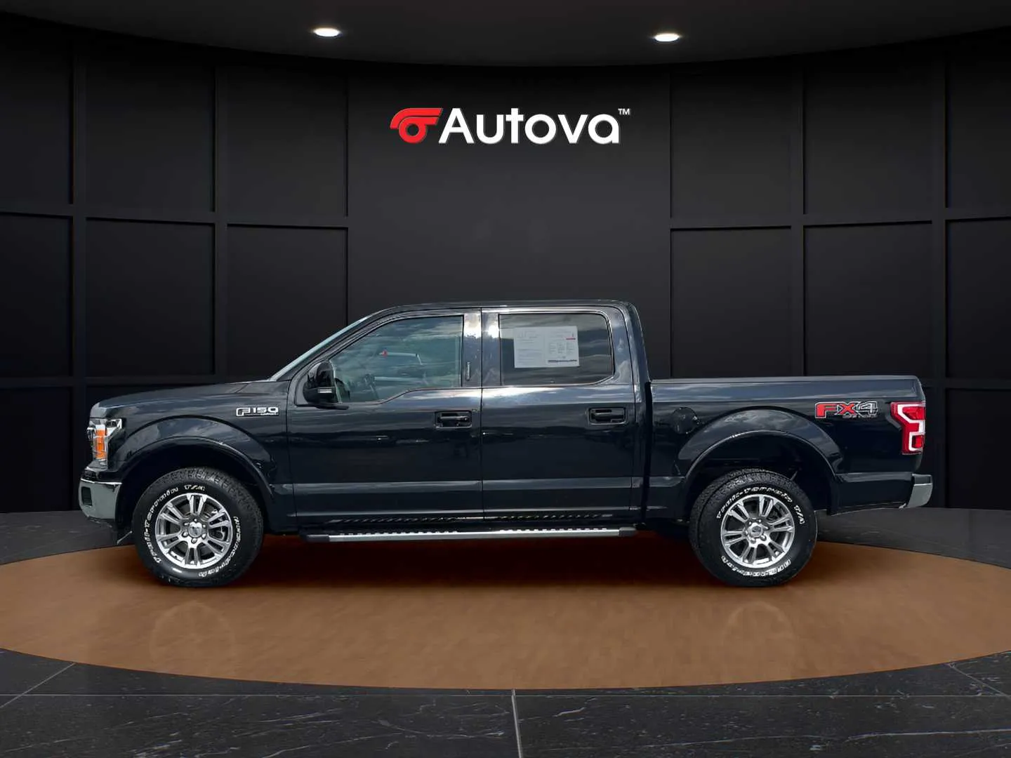 Ford F-150 photo 2