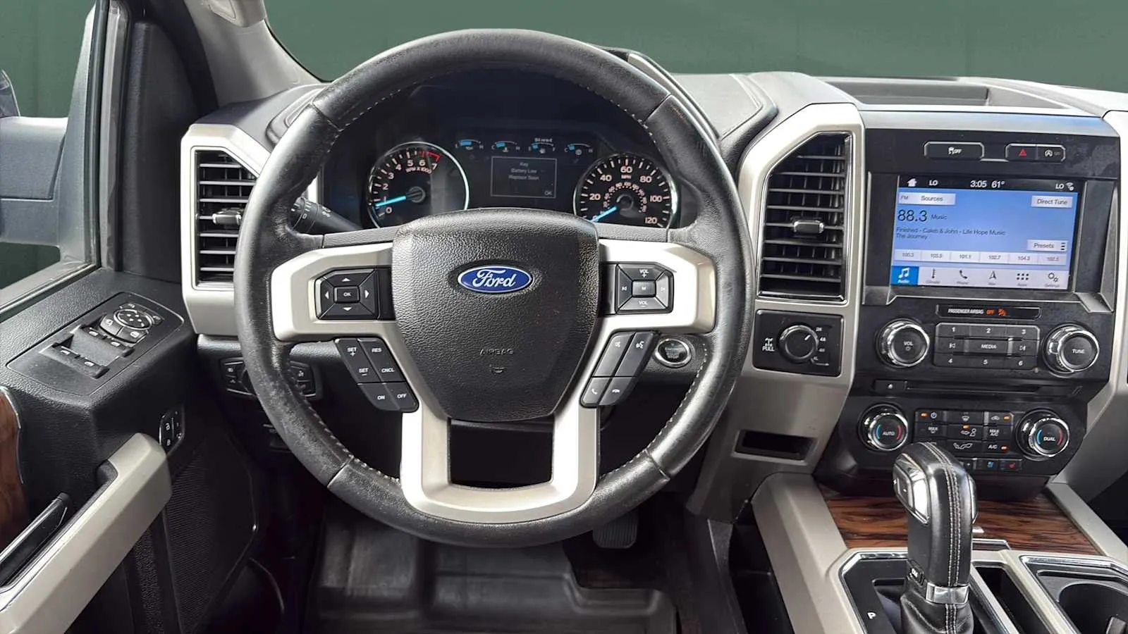 Ford F-150 photo 16