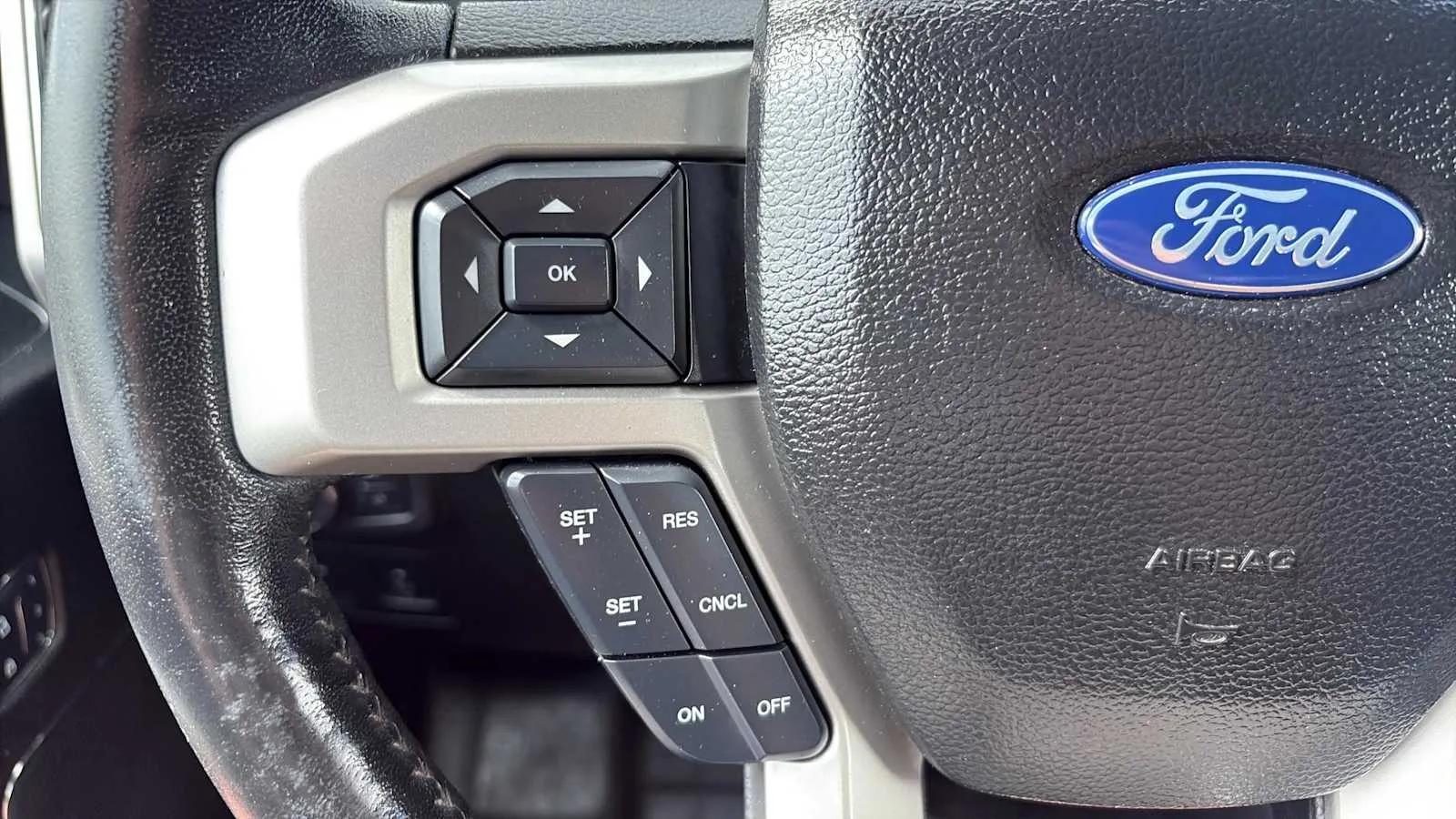 Ford F-150 photo 23