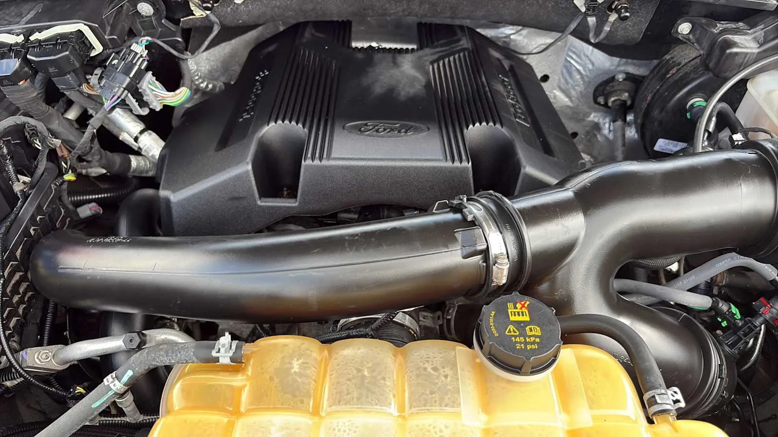 Ford F-150 photo 12