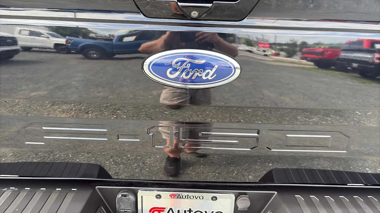 Ford F-150 photo 30