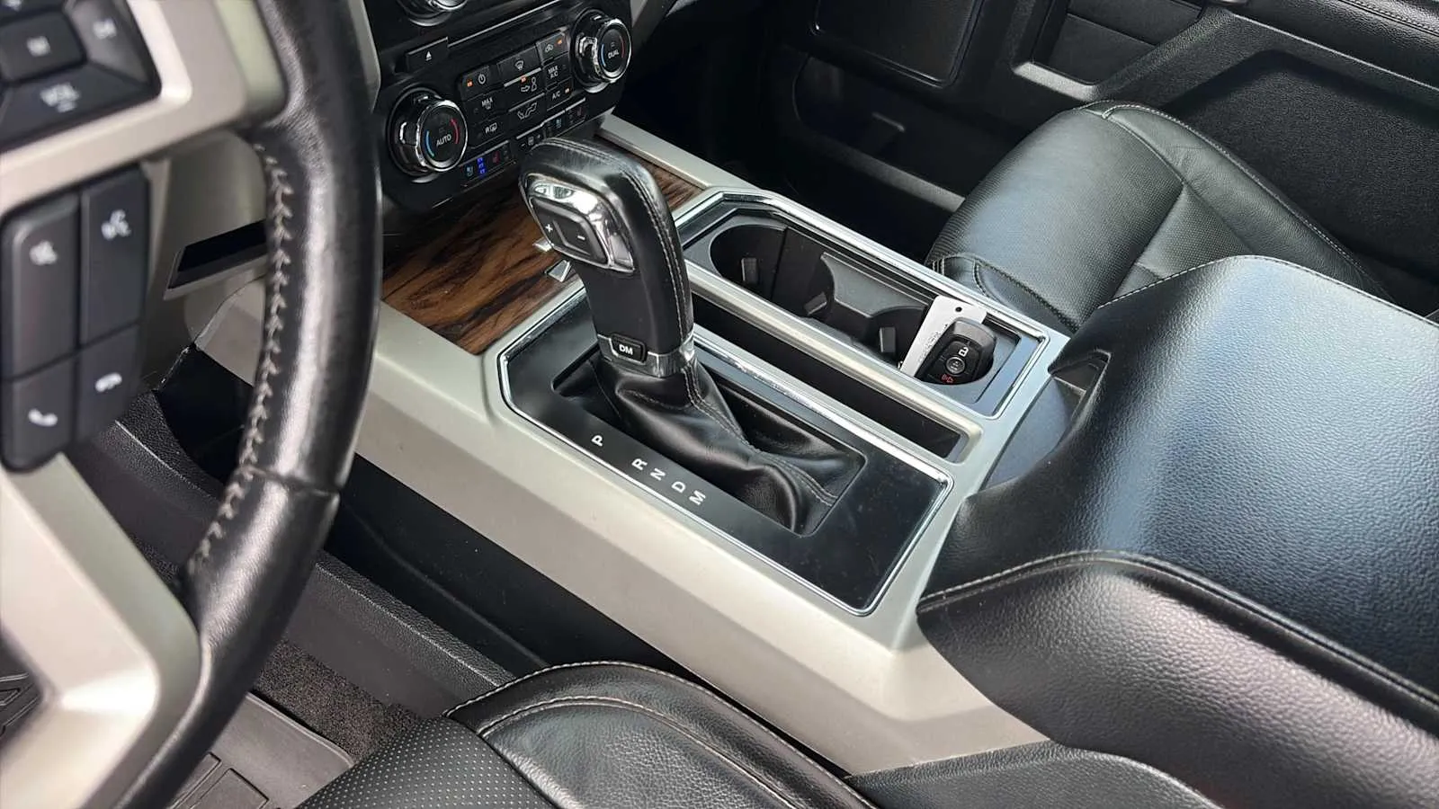 Ford F-150 photo 17