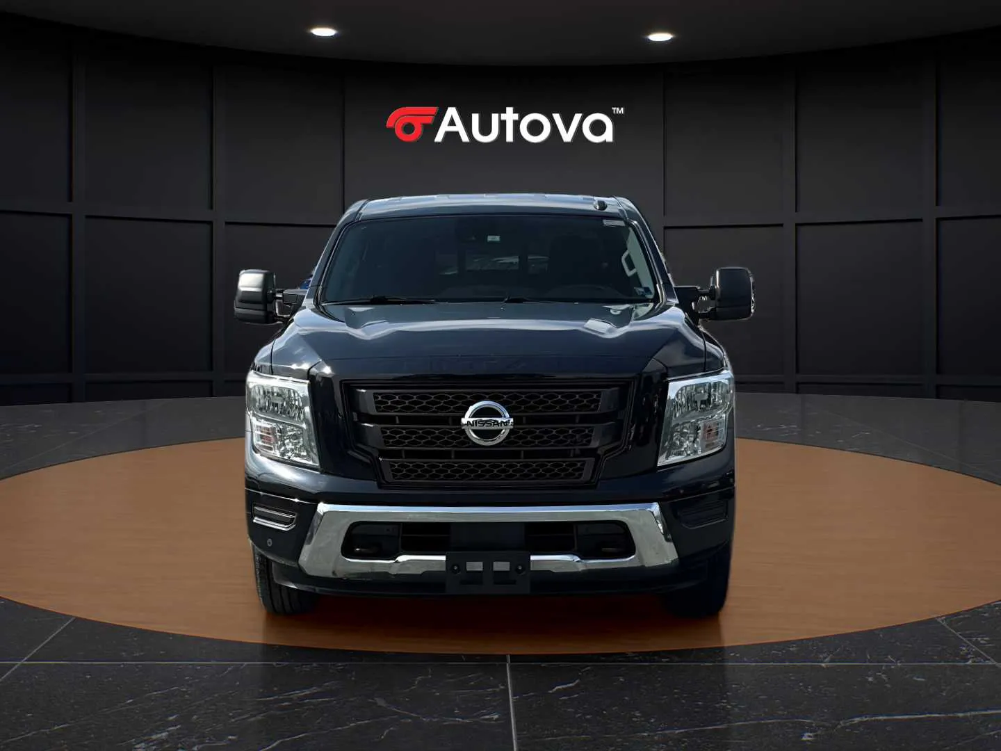 Nissan Titan photo 8