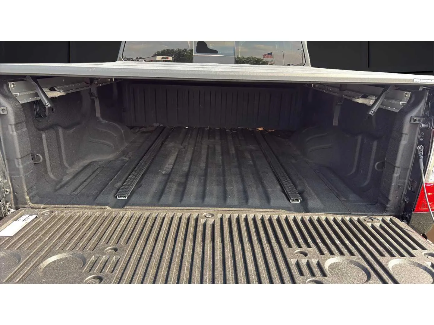 Nissan Titan photo 15