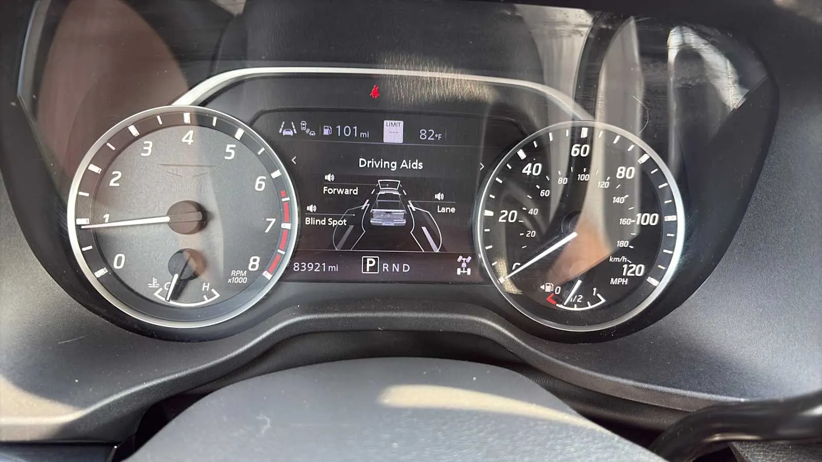 Nissan Titan photo 10