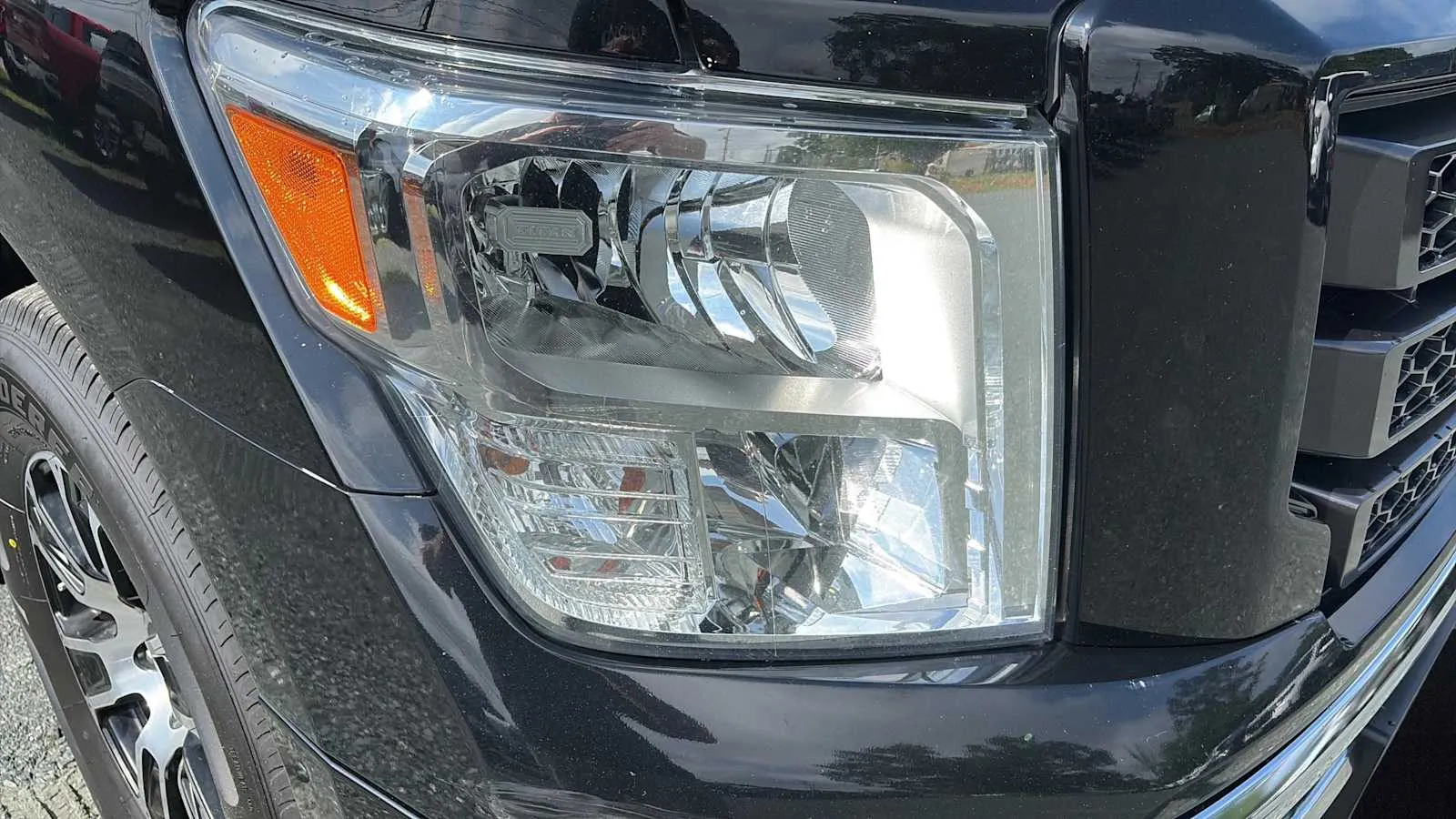 Nissan Titan photo 29