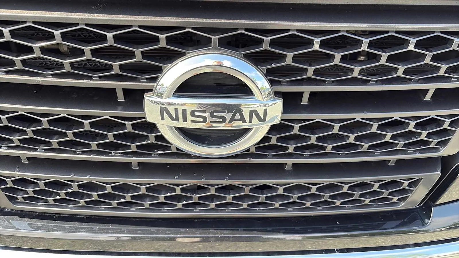 Nissan Titan photo 28
