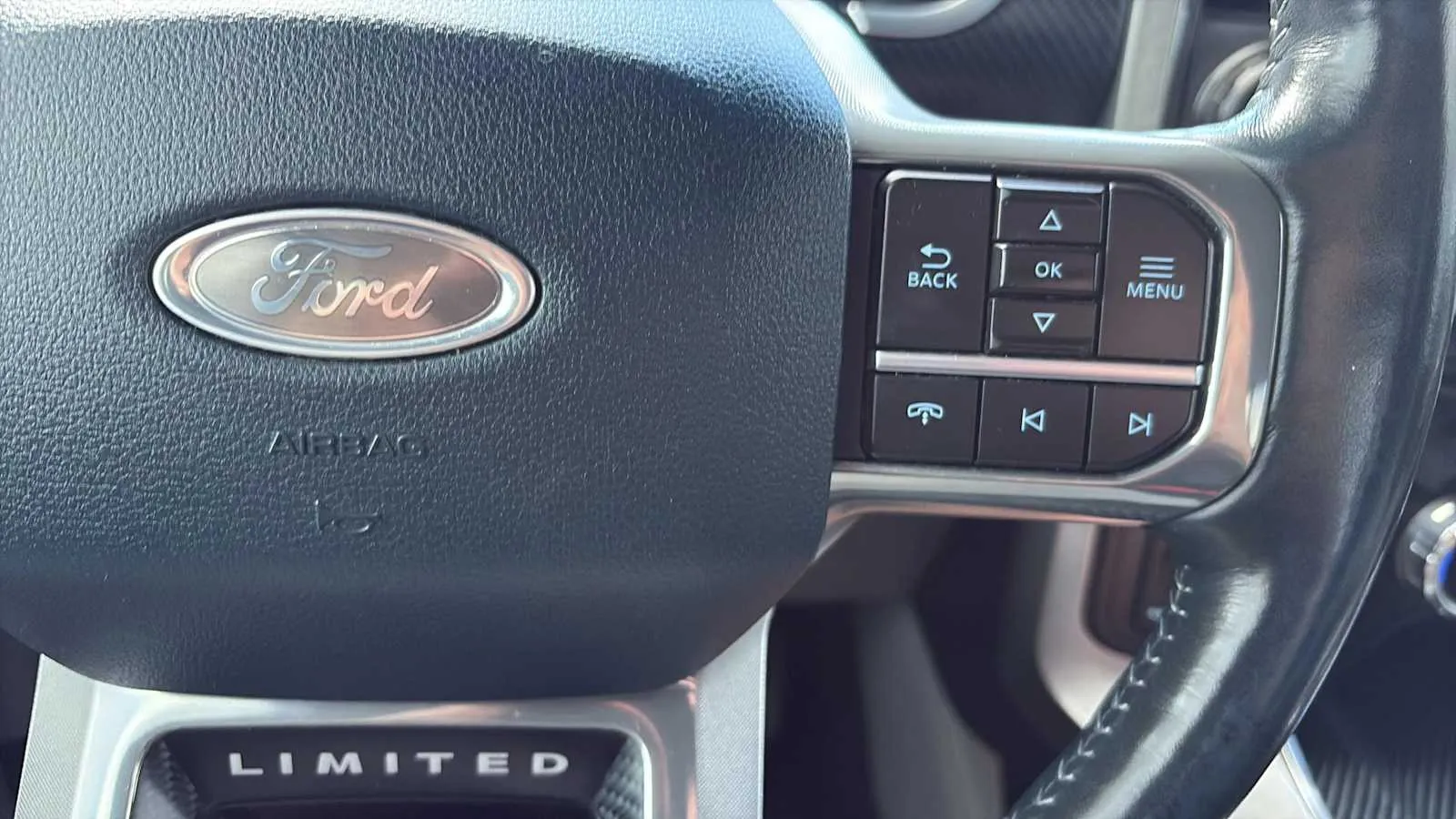 Ford F-150 photo 10