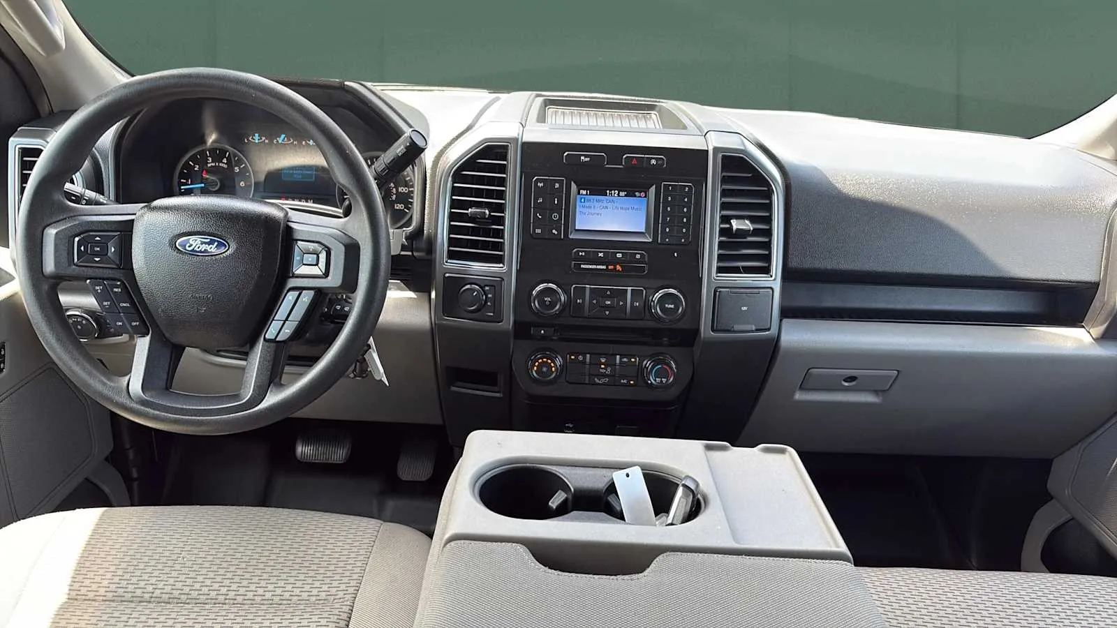 Ford F-150 photo 25