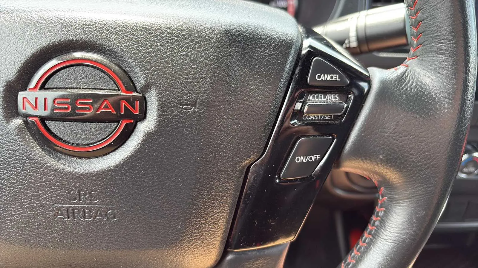 Nissan Frontier photo 9