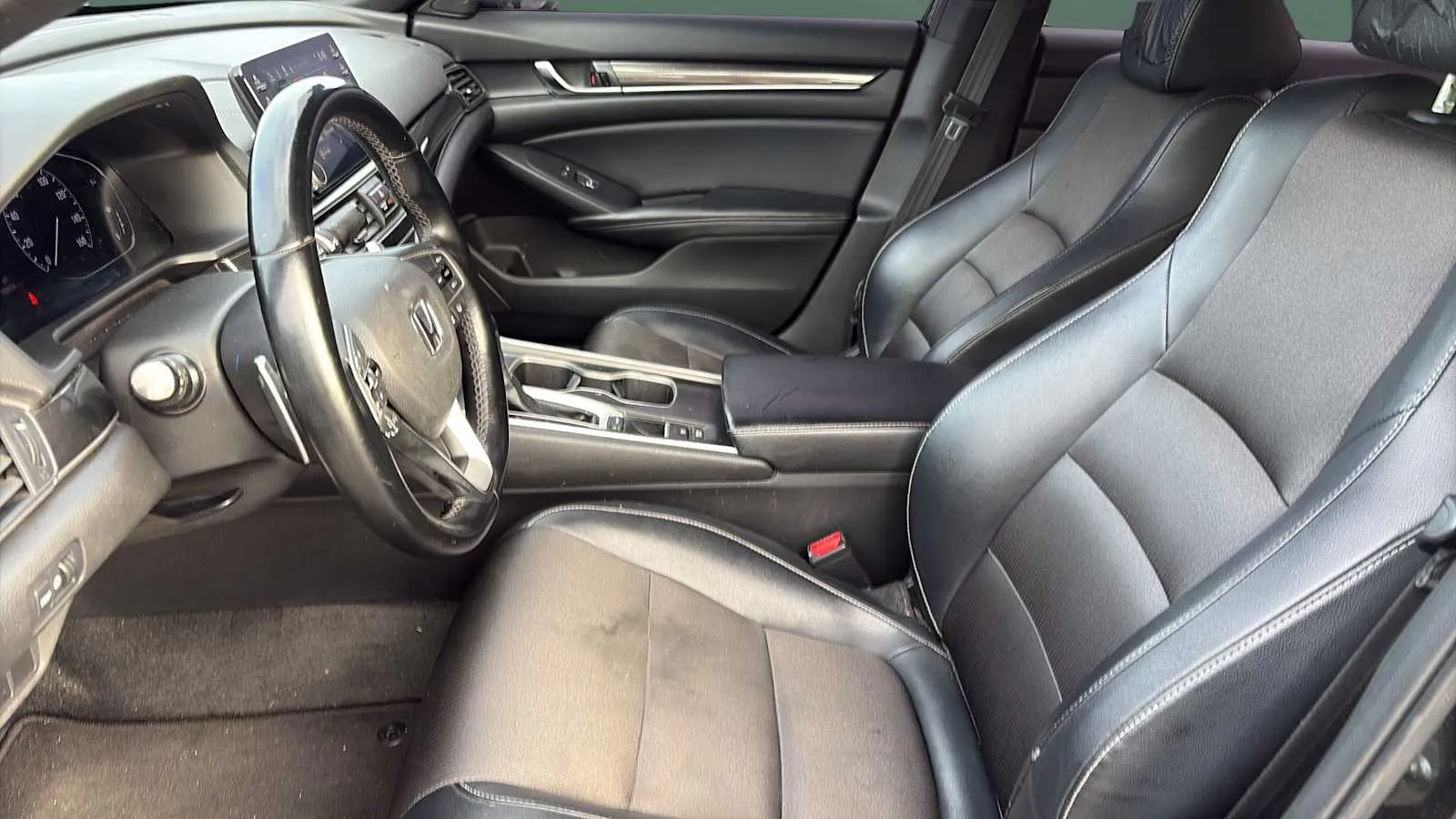 Honda Accord photo 4