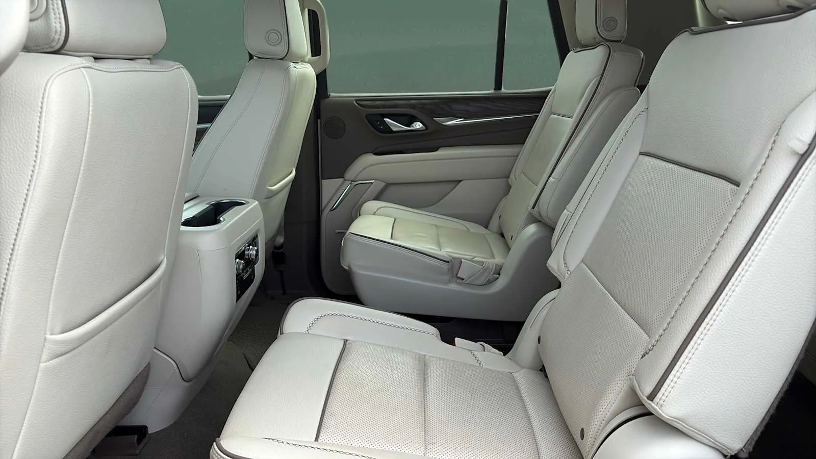 GMC Yukon photo 18