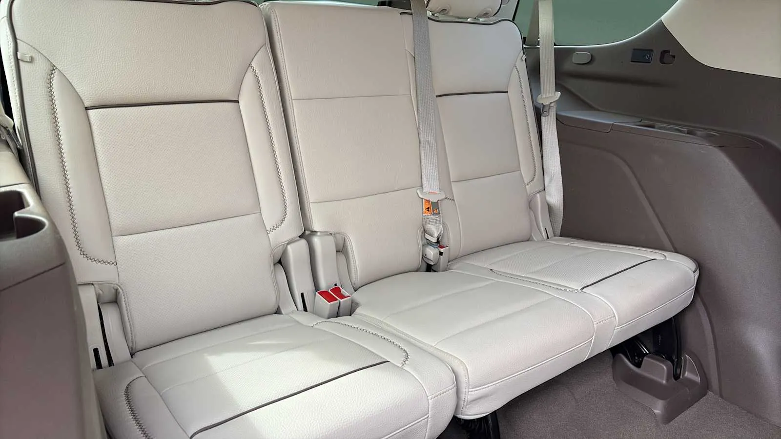 GMC Yukon photo 23