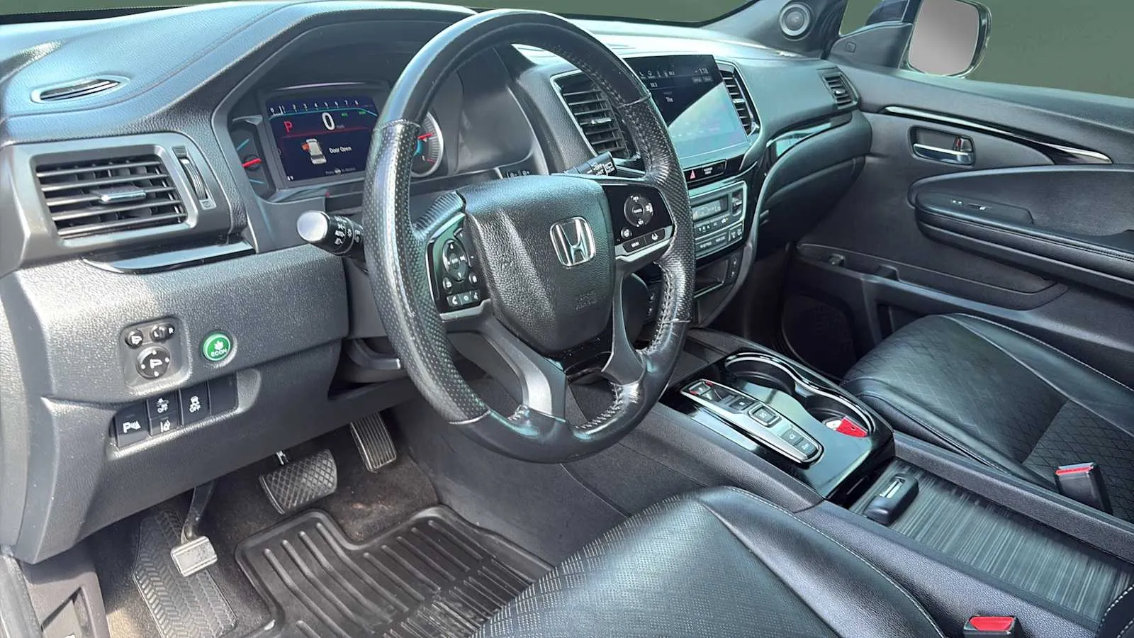 Honda Passport photo 13