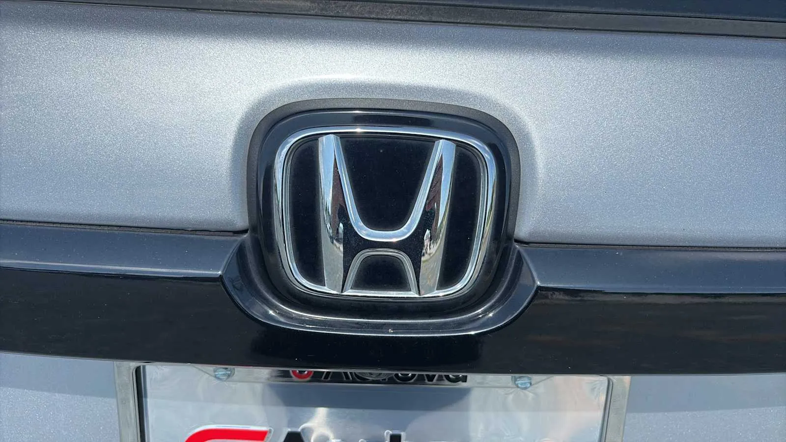 Honda Passport photo 30