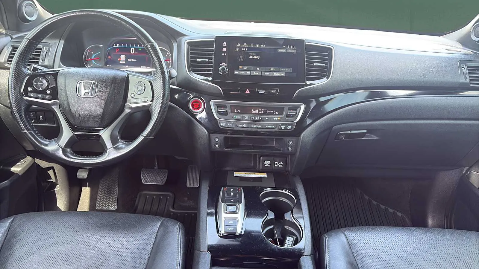 Honda Passport photo 19