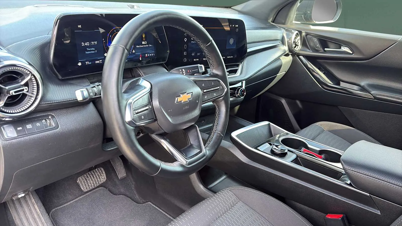 Chevrolet Equinox photo 18