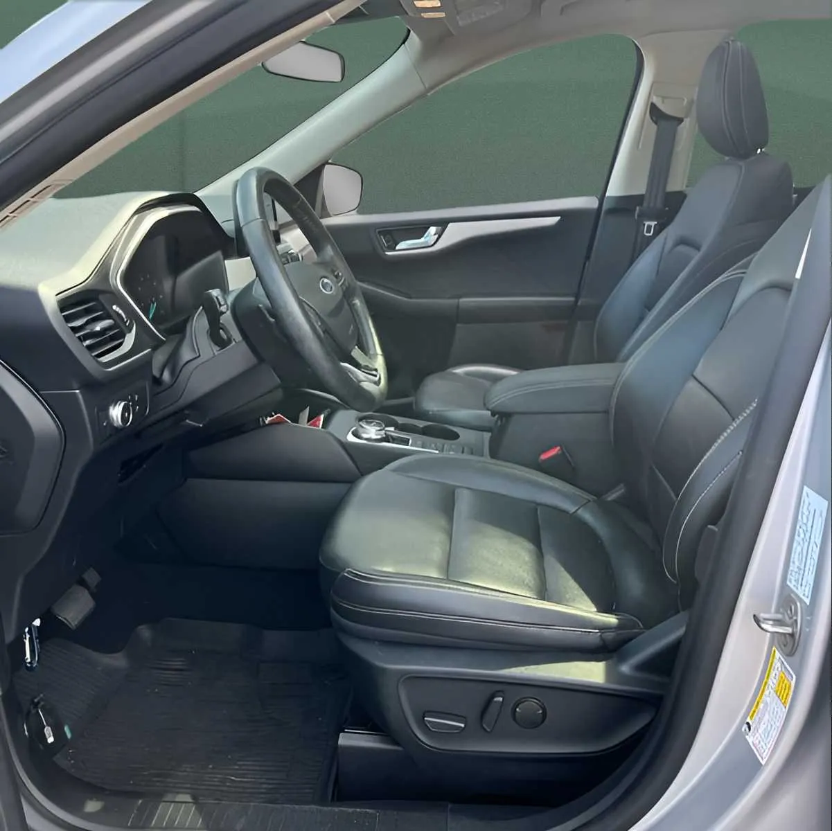 Ford Escape photo 5