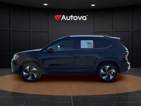 Photos of 2025 Volkswagen Taos SE for sale in Forest, VA at Autova - Forest