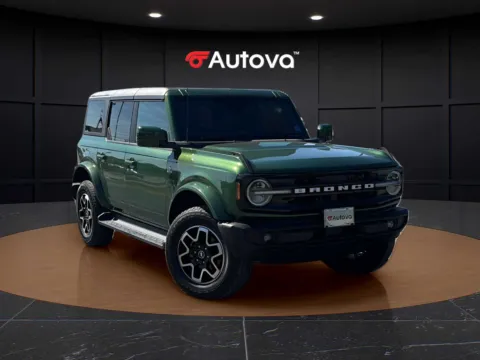 More photos of 2025 Ford Bronco Outer Banks at Autova - Forest, VA