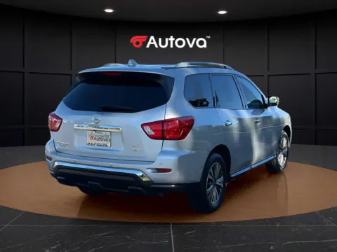 More photos of 2020 Nissan Pathfinder SV at Autova - Forest, VA
