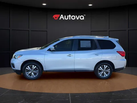 Photos of 2020 Nissan Pathfinder SV for sale in Forest, VA at Autova - Forest