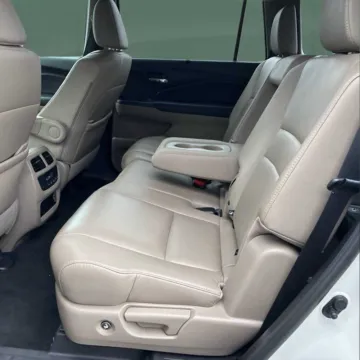 More photos of 2019 Honda Pilot EX-L at Autova - Forest, VA