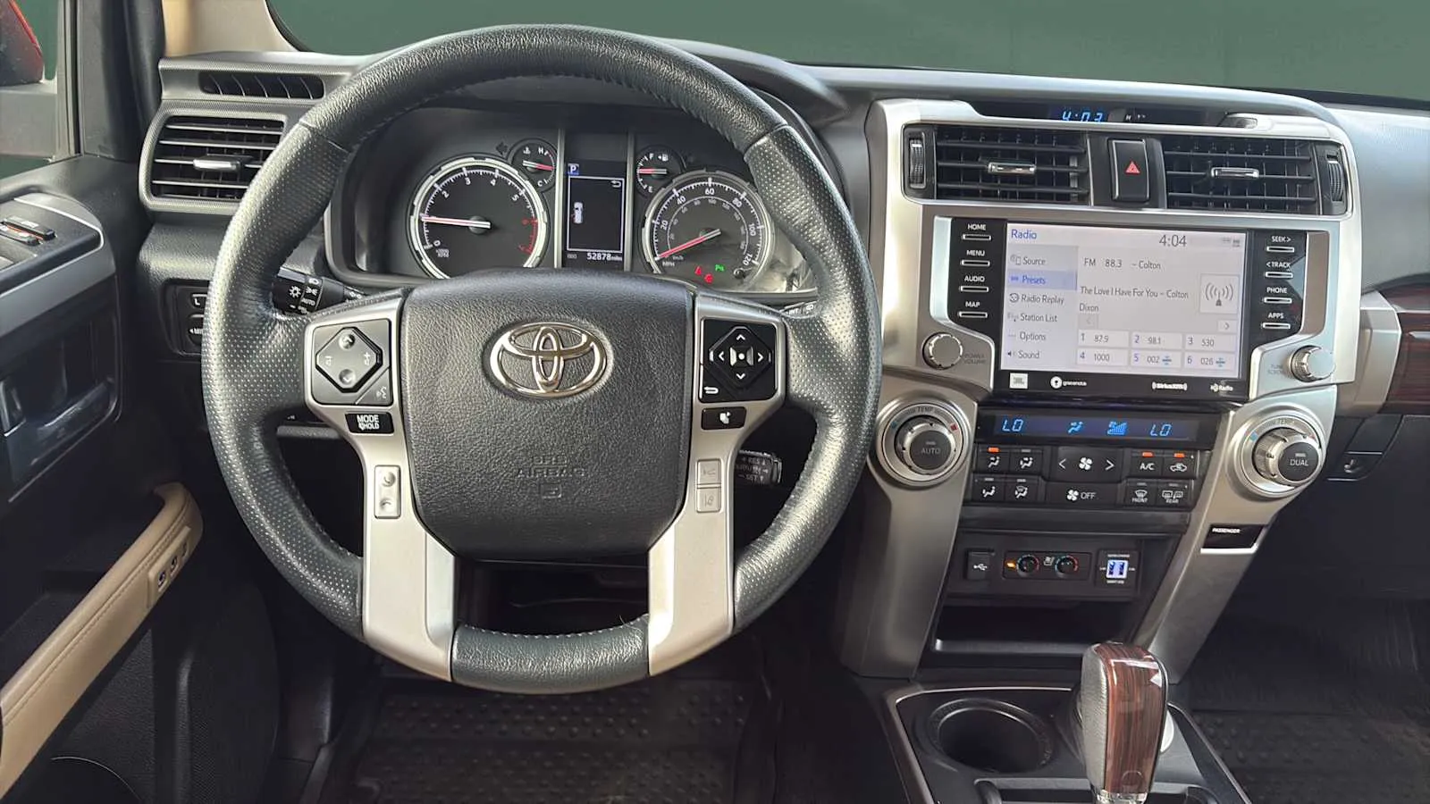 Toyota 4Runner photo 25