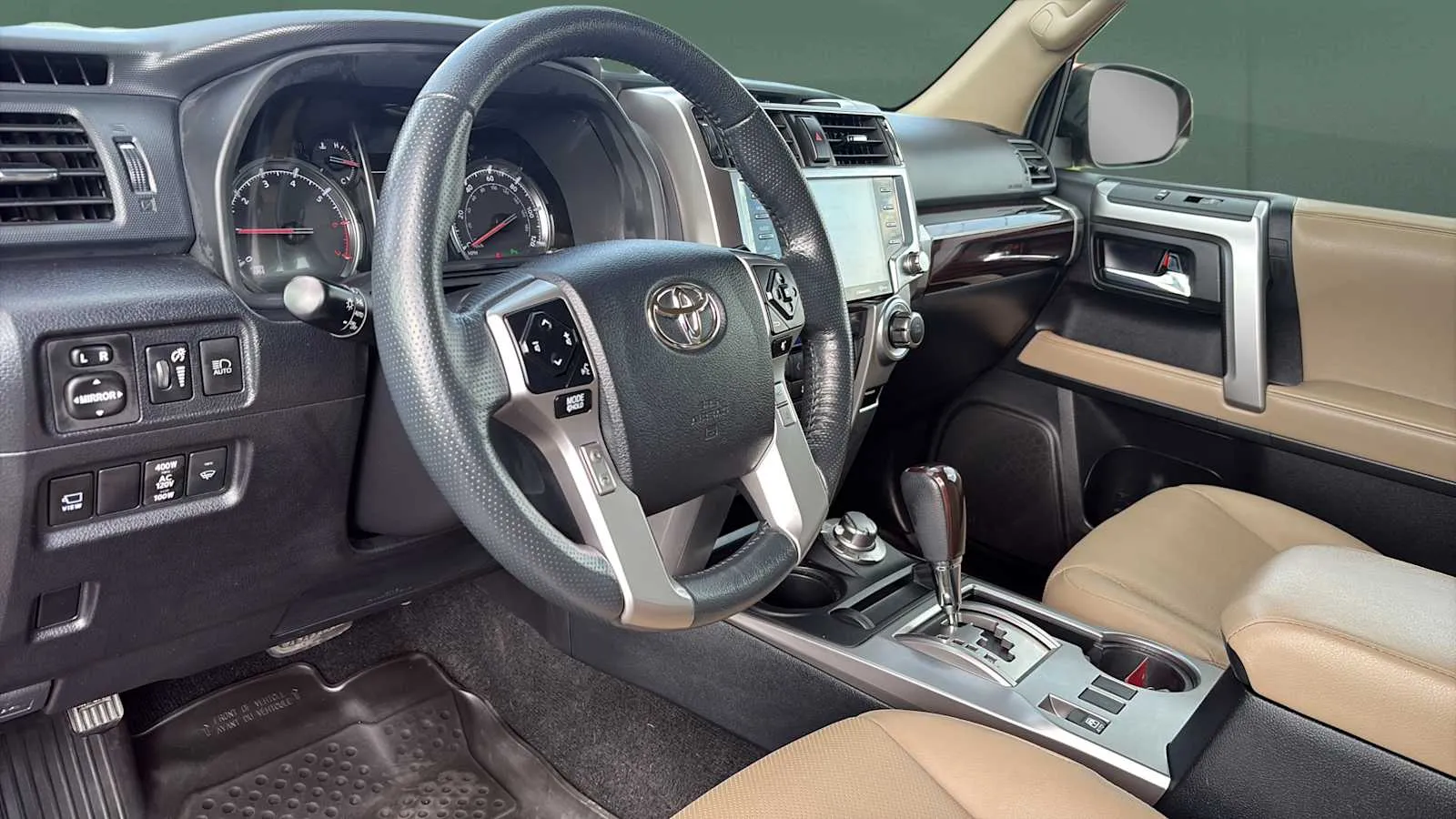 Toyota 4Runner photo 18
