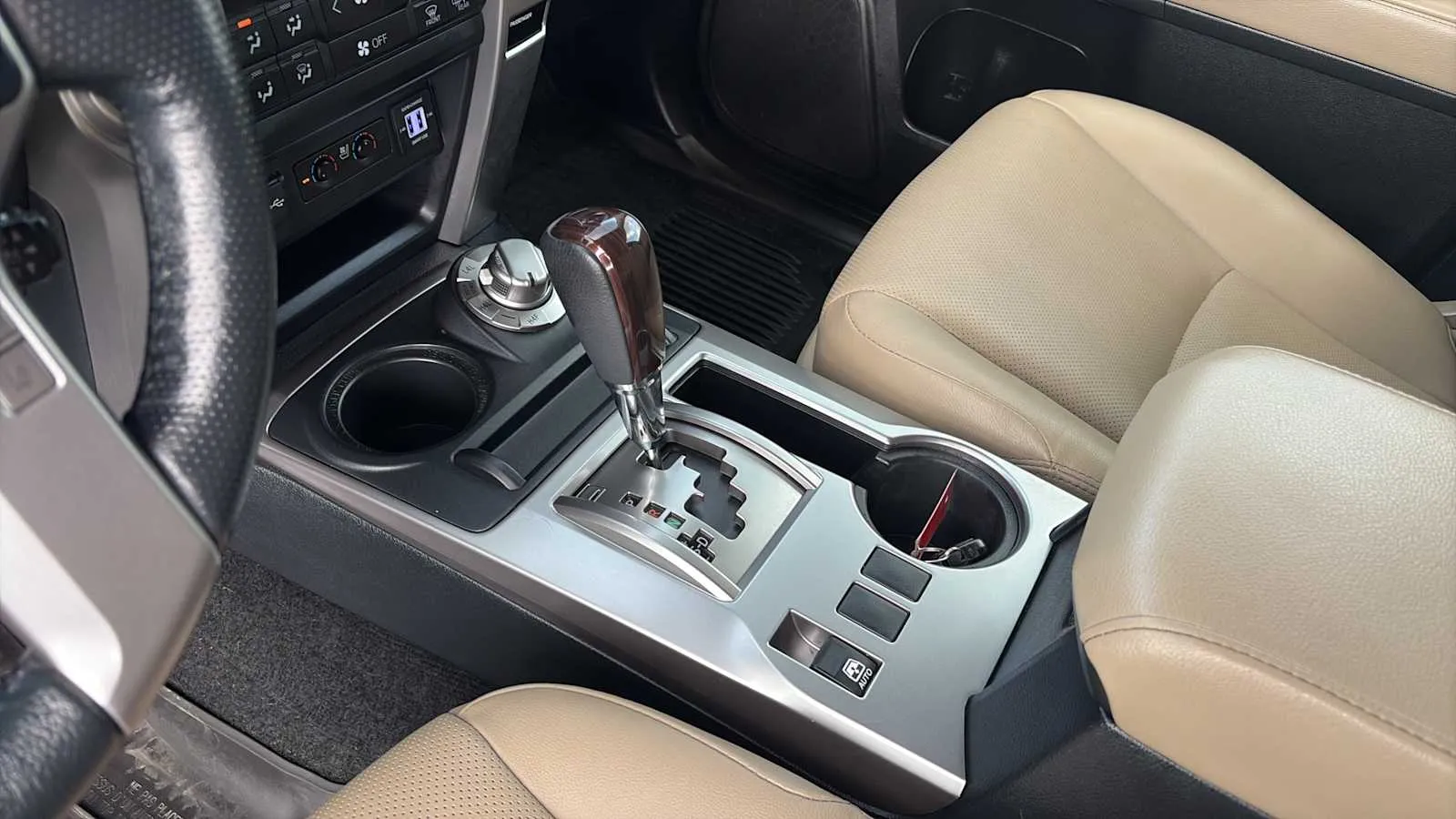 Toyota 4Runner photo 19