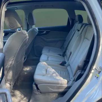 More photos of 2022 Audi Q7 Premium Plus at Autova - Forest, VA