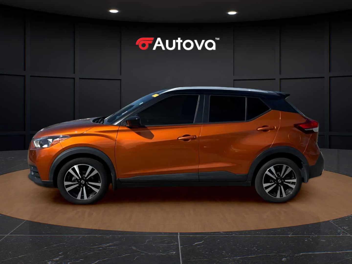 Nissan Kicks photo 2