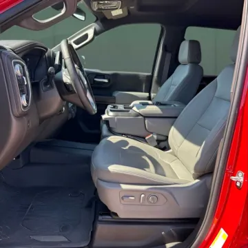 More photos of 2021 GMC Sierra 1500 SLT at Autova - Forest, VA