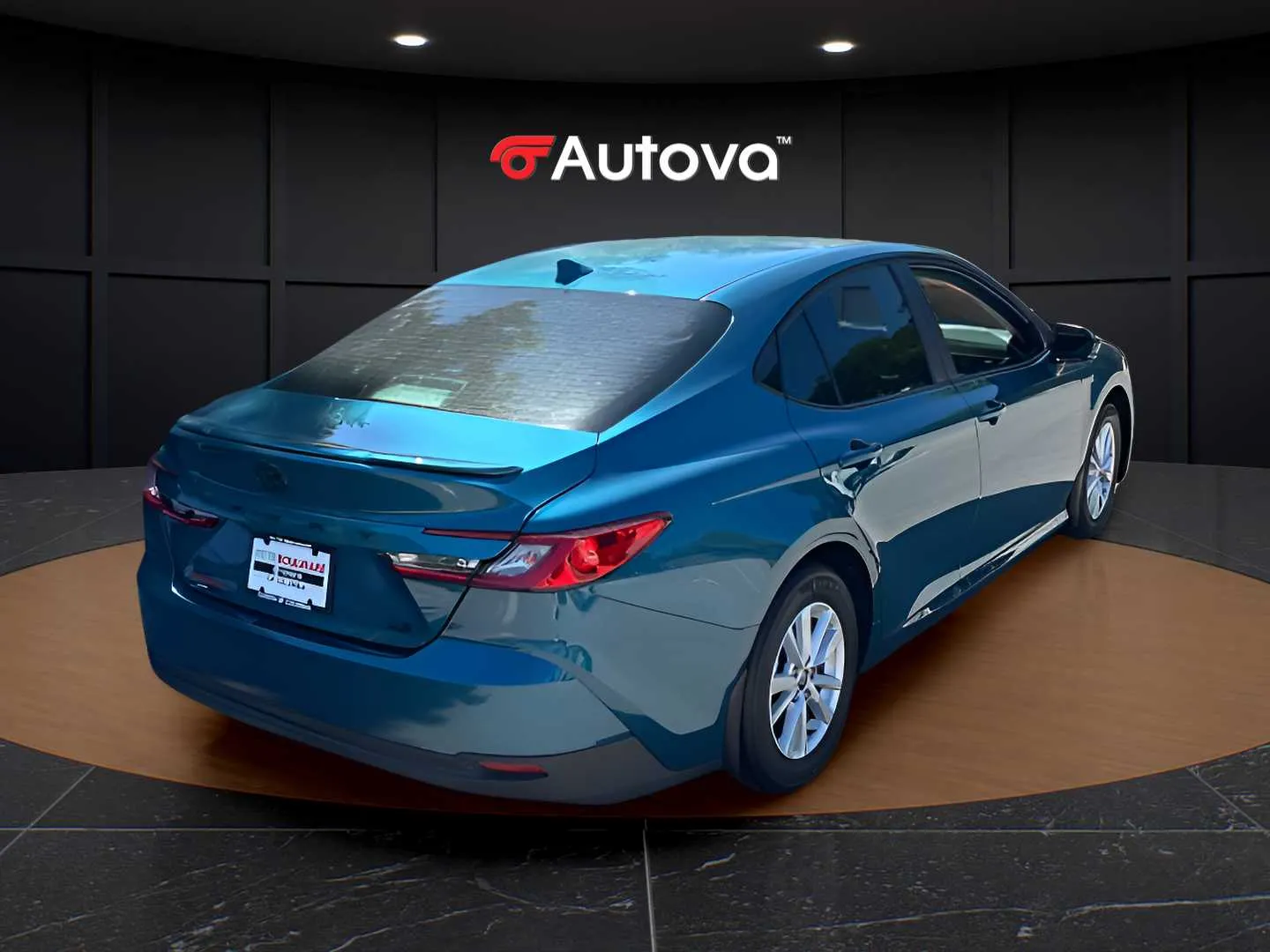 Toyota Camry photo 3