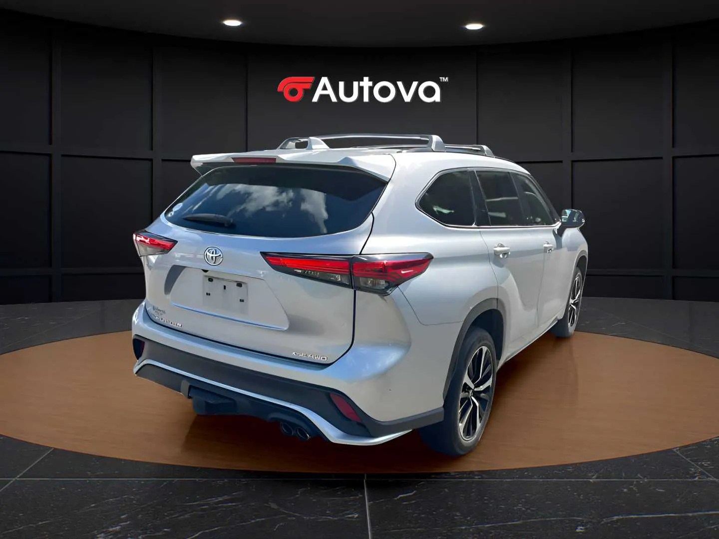 Toyota Highlander photo 3