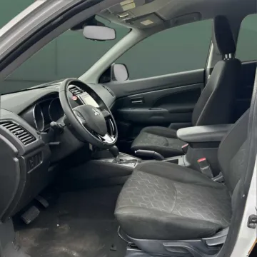 More photos of 2026 Mitsubishi Outlander Sport LE at Autova - Forest, VA