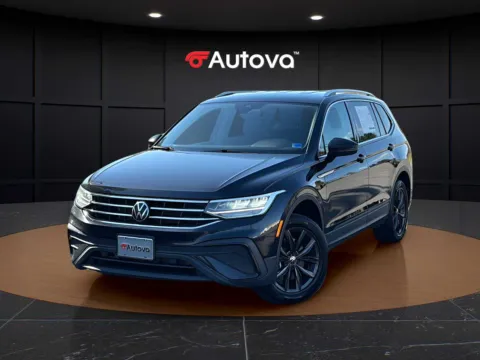 Black 2024 Volkswagen Tiguan SE for sale in Forest, VA