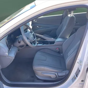 More photos of 2025 Hyundai Elantra SEL Convenience at Autova - Forest, VA