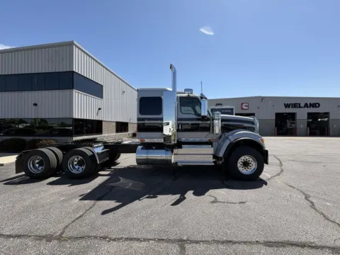 More photos of 2027 International HX Series 520 at Wieland Truck & Trailer - Saginaw, MI