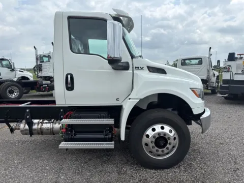 More photos of 2027 International MV Series 607 at Wieland Truck & Trailer - Saginaw, MI