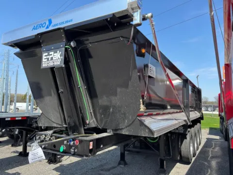 Photos of 2027 E-PAK RADIUS for sale in Saginaw, MI at Wieland Truck & Trailer - Saginaw