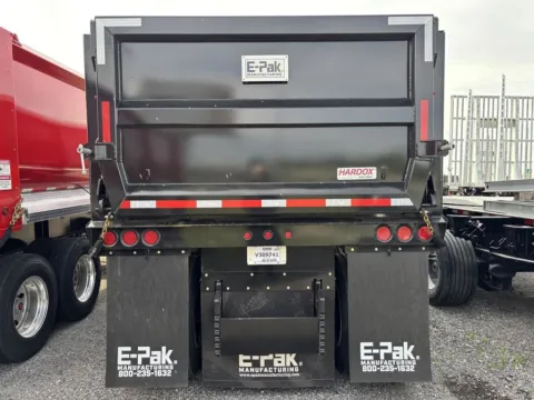 More photos of 2027 E-PAK RADIUS at Wieland Truck & Trailer - Saginaw, MI