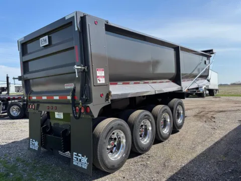 Another view of 2027 E-PAK RADIUS for sale in Saginaw, MI at Wieland Truck & Trailer - Saginaw