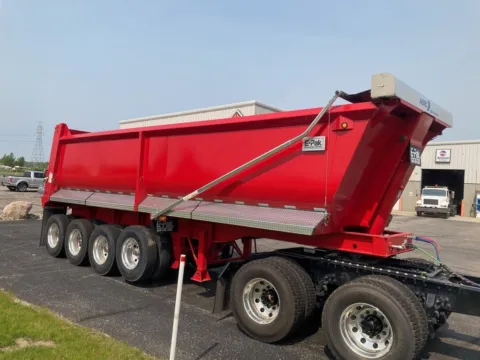 Photos of 2026 E-PAK RADIUS for sale in Saginaw, MI at Wieland Truck & Trailer - Saginaw