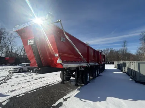 Another view of 2026 E-PAK HYBRID TRIPLE TEN for sale in Saginaw, MI at Wieland Truck & Trailer - Saginaw